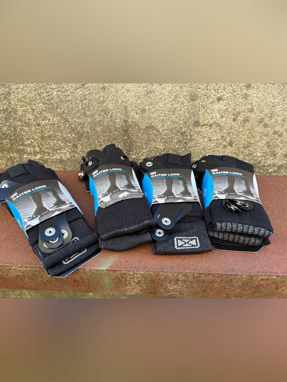Evolution Socks Extreme Gaiters Built Long Size Small Men 4-5.5 Women 5-7 Black